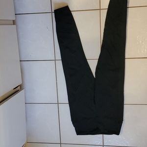 Victorias secret ultimate Light stretchy black leggings with pockets size medium
